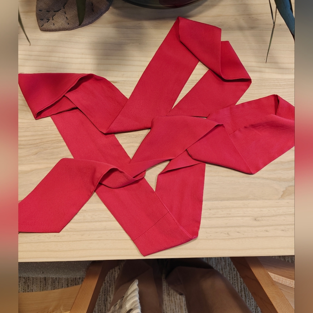 Vince Camuto dress belt